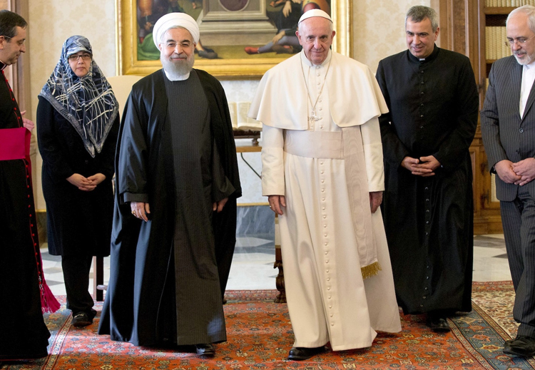 روحاني: إيران لا تسعى لفرض دينها الرسمي على الآخرين نحن واثقون في عمق ثقافتنا