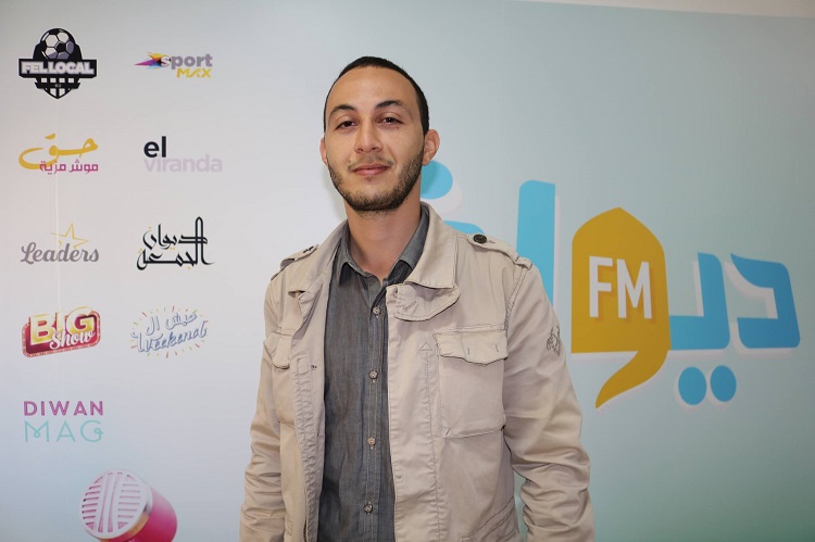 يرى الباحث التونسي أحمد نظيف أنّ الشعبوية مفهوم ملتبس