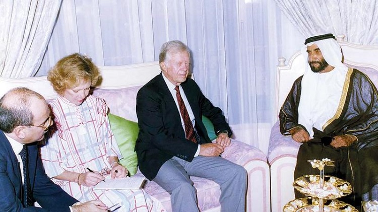  اللقاء التاريخي الذي جمع المغفور له الشيخ زايد بن سلطان آل نهيان والرئيس الأمريكي الأسبق جيمي كارتر
