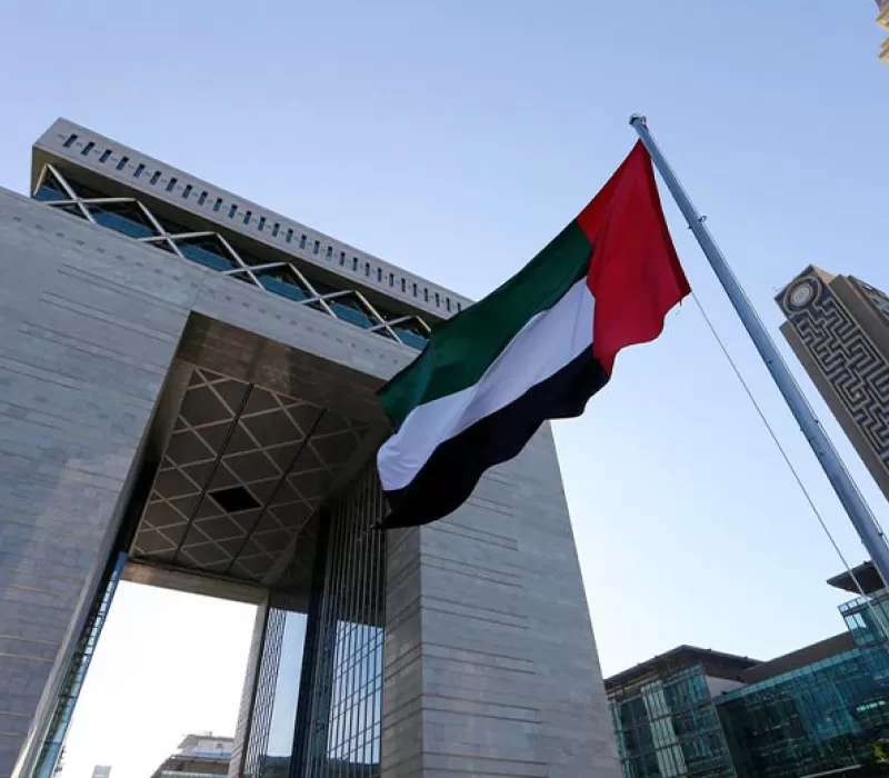 سياسيون فرنسيون: دولة الإمارات قصة نجاح جديرة بالإعجاب