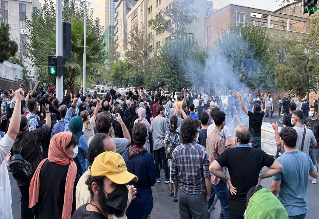 زاهدان تواصل احتجاجاتها... وقرار جديد للنظام الإيراني يتعلق بحظر الإنترنت