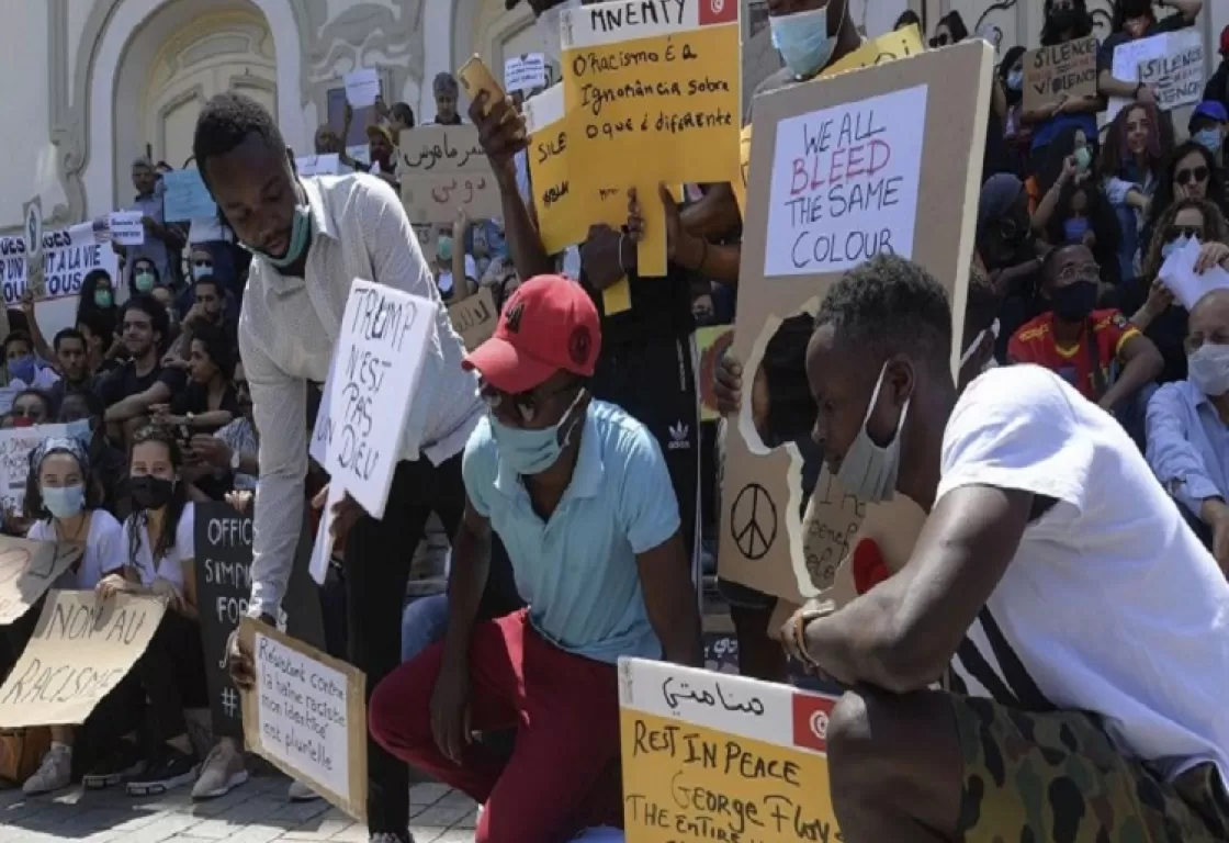 أزمة المهاجرين الأفارقة تتصدر الأحداث في تونس.. توترات ومظاهرات 