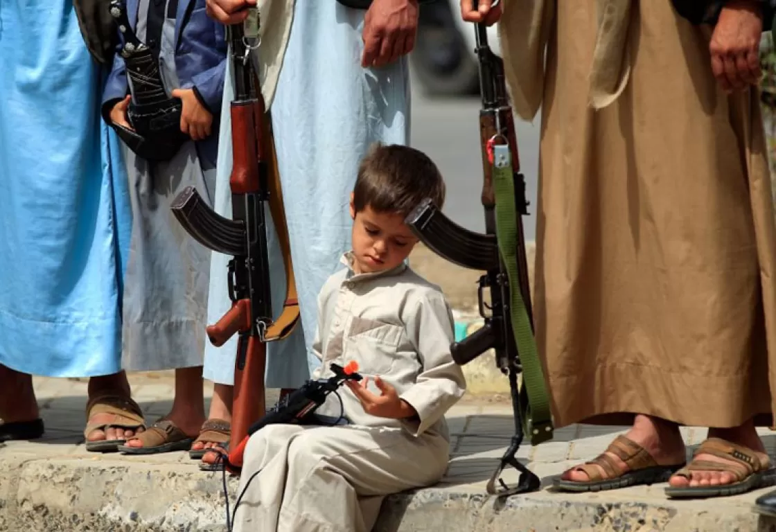 أطفال اليمن يواجهون إرهاب الحوثيين... تقرير لمنظمة دولية