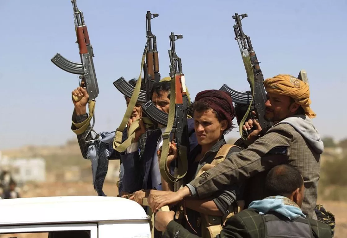الحوثيون يواصلون الفساد والعبث بقوت اليمنيين لفعالياتهم الطائفية... ماذا فعلوا؟