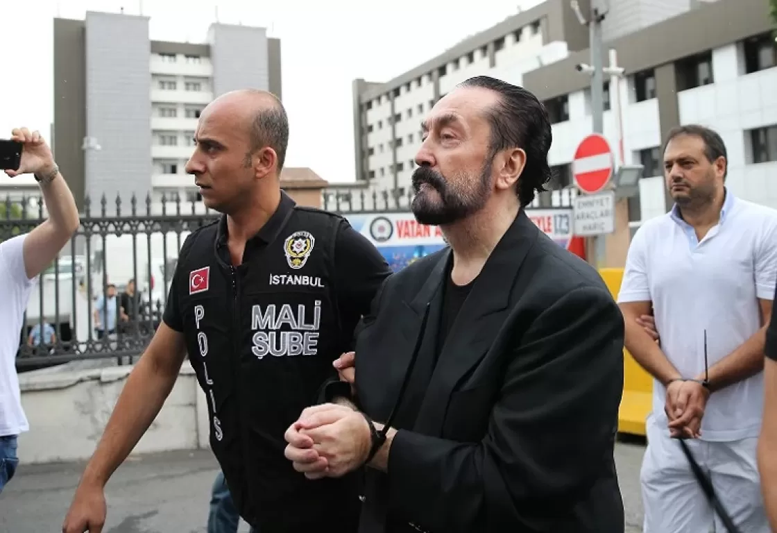 السجن لـ&quot;الداعية الراقص&quot; عدنان أوكتار (8658) عاماً.. هل تدخل أردوغان شخصياً؟ 