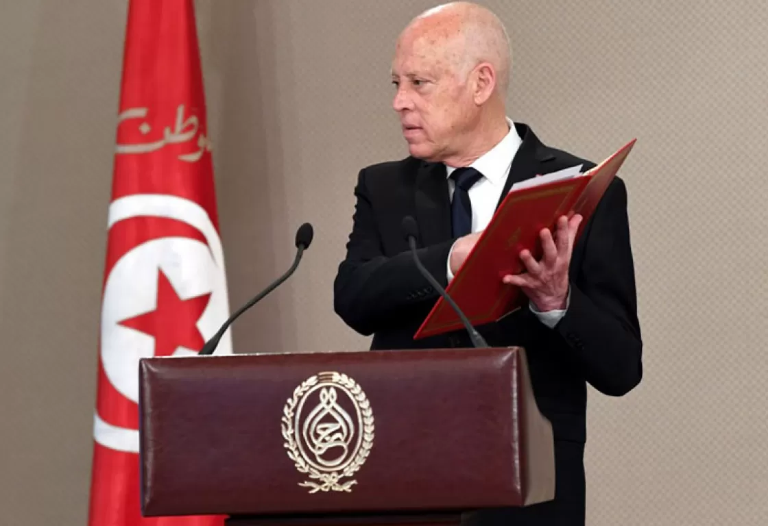الرئيس التونسي يعتزم إعادة العلاقات الدبلوماسية مع دمشق