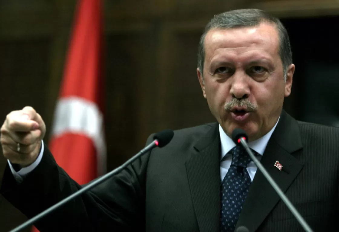كيف يجازف أردوغان بورقته الأخيرة؟