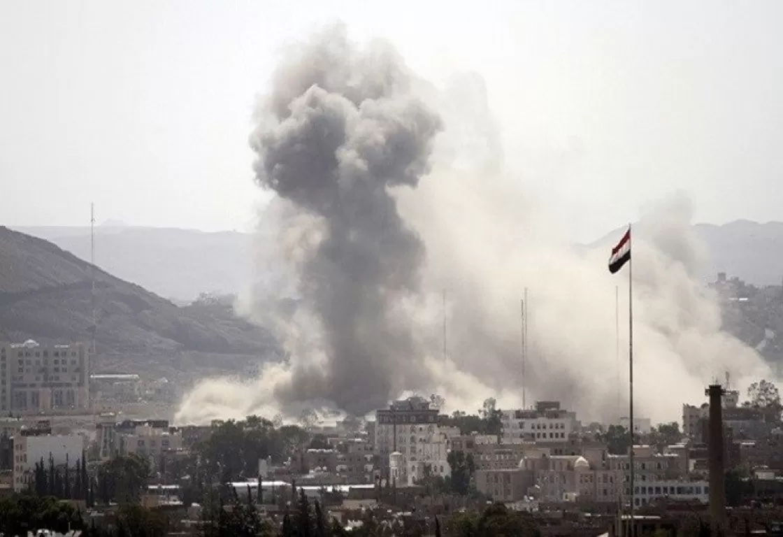 تصعيد مفاجئ للحوثي في تعز: هل اقتربت لحظة الانفجار في اليمن؟