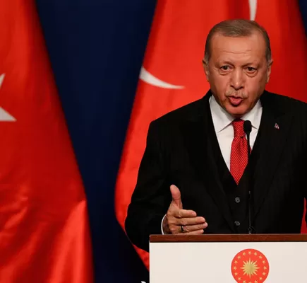 انشقاق المعارضة في تركيا... هل يفيد أردوغان برغم تراجع شعبيته؟