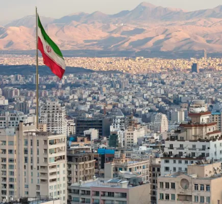 النظام الإيراني يحاول إغلاق ملف تسميم الطالبات... ماذا يفعل؟