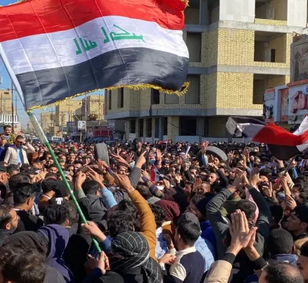 العراق: الاحتجاجات المطلبية بين مطرقة الصدريين وسندان الإطار التنسيقي
