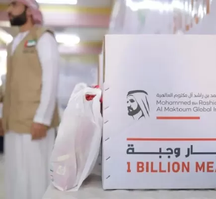 الإماراتيون يتسابقون لفعل الخير... حملة وقف المليار وجبة تحقق نجاحاً كبيراً