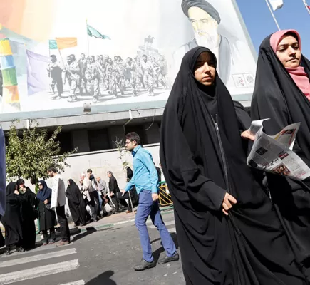 النظام الإيراني يتعنت... تشديدات على قانون الحجاب الإلزامي