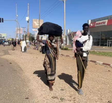 مفوضية اللاجئين تدعو إلى حماية المدنيين والمهاجرين في السودان... لماذا؟