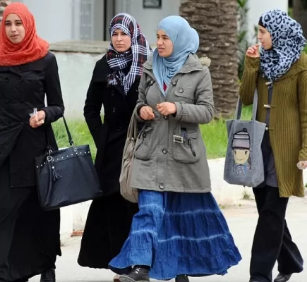 مشروع قانون إيراني جديد لفرض الحجاب... هذه تفاصيله