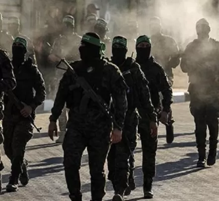 تنامي نفوذ حماس في لبنان... قاعدة أم محطة عبور؟