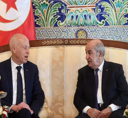 العلاقات الجزائرية التونسية: توتر تتلقفه الجهات الرسمية.. إلى أين يمضي؟