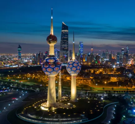 الكويت تحبط أكبر شحنة مخدرات في تاريخها... من يقف وراءها؟