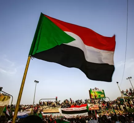عندما يذهب &quot;الإخوان والدعم السريع&quot; إلى ميدان القتال .. هل ستبقى السودان أم تزول؟