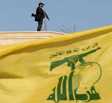 حزب الله متهم باختطاف السوريين وابتزاز عائلاتهم... ما القصة؟